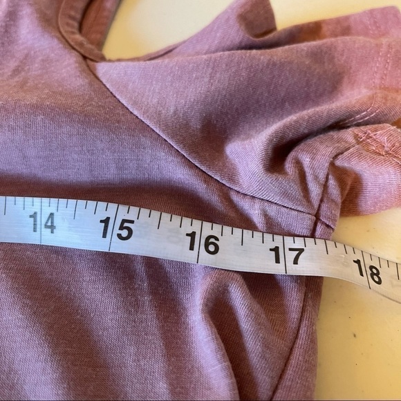 Maurices graphic tee-shirt size XS nothing like a country gal cold shoulder NWOT - Picture 8 of 11